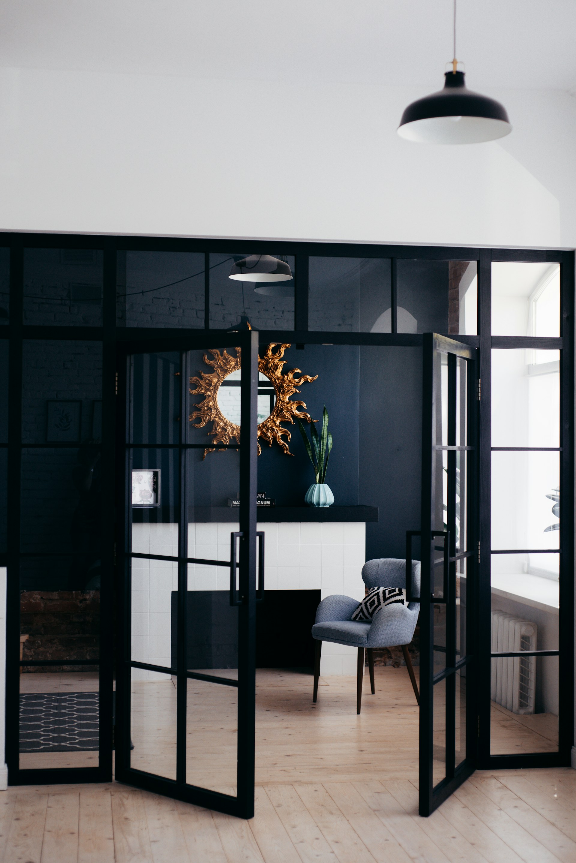 Aluminium door, window and cabinet systems